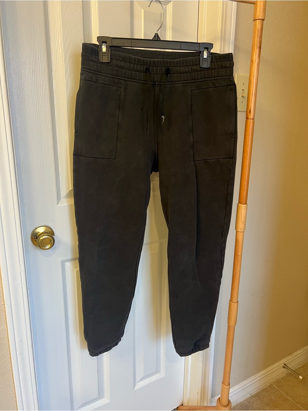 lululemon athletica Black Women's Jogger Pants with Front Patch Pockets
